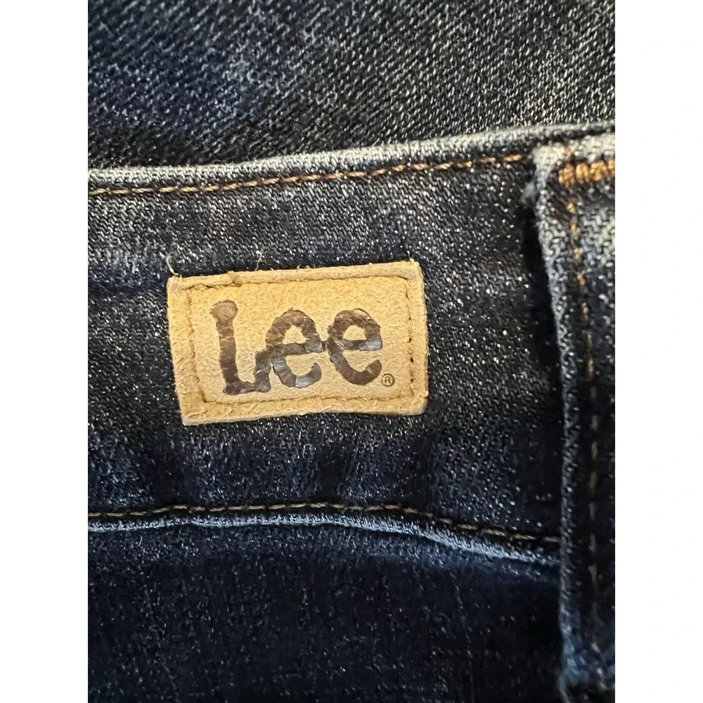 Lee rose inches